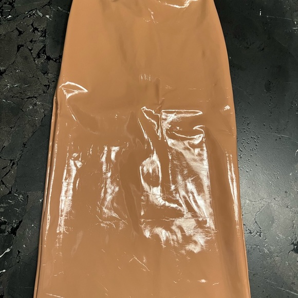FAUX PATENT LEATHER MIDI SKIRT COCOA M - Picture 4 of 5